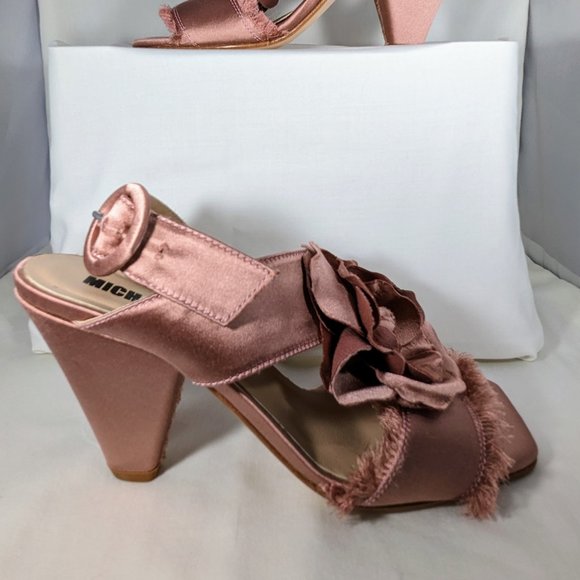 Like New EU 37 Pink Fabric Wedge Heel W/Fabric Flower, Michael Dass - Picture 4 of 10